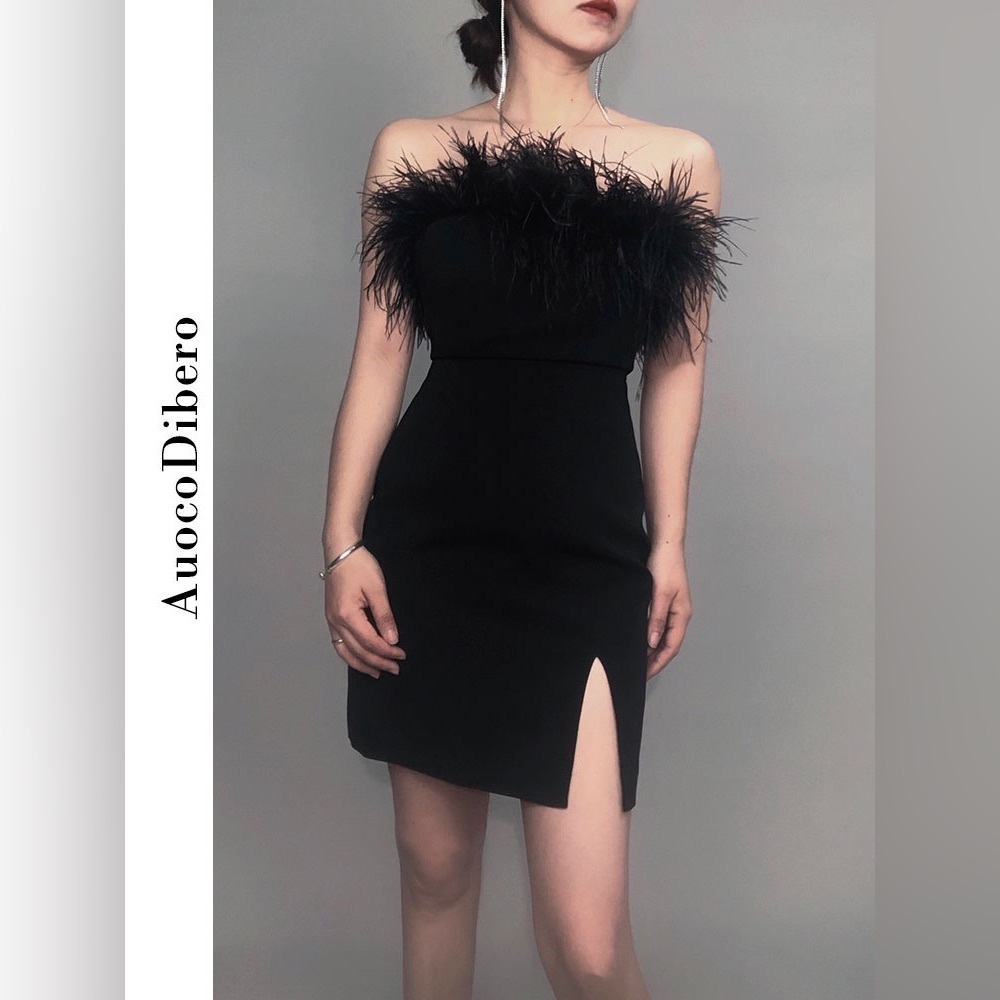 Black corset party dress with feathers royal style